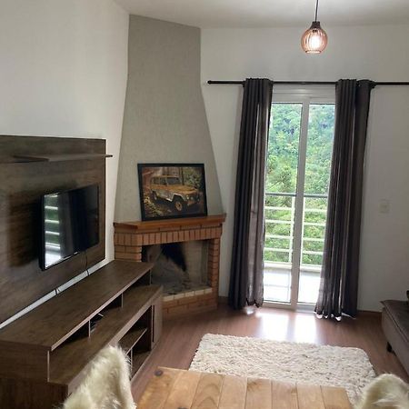 Apartamento Yy Hiver Кампус-ду-Жордан Екстер'єр фото
